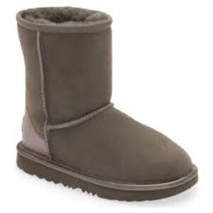 UGG Kids Classic II Shine Charcoal ~ Big Kid ~ Size 3
